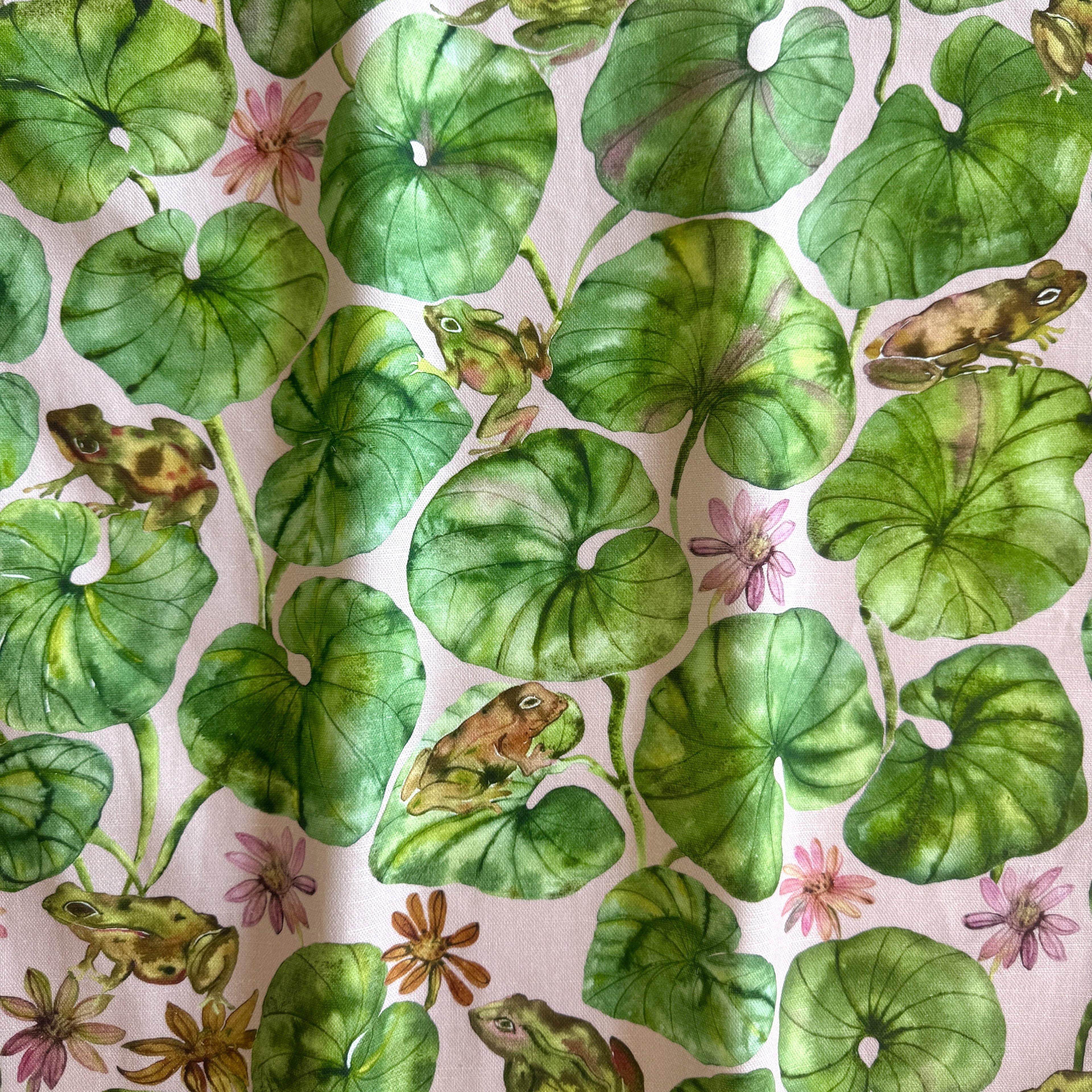 Leopard Plant Linen Cotton Blend / Shell Pink